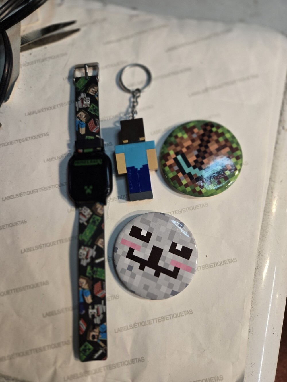 Minecraft Accessory Bundle - Digital Watch, Steve Keychain, and Buttons